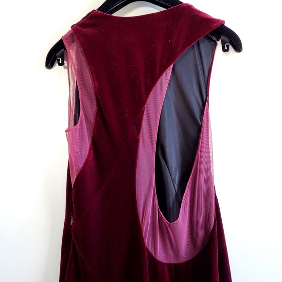 Galvan London Crescent Sheer Panel Thigh Split Velvet Wine Evening Gown Size 10 - Picture 16 of 17